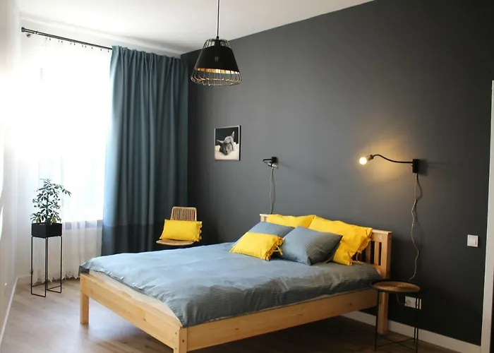 Simple & Elegant Apartment